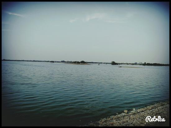 Chandlai Lake